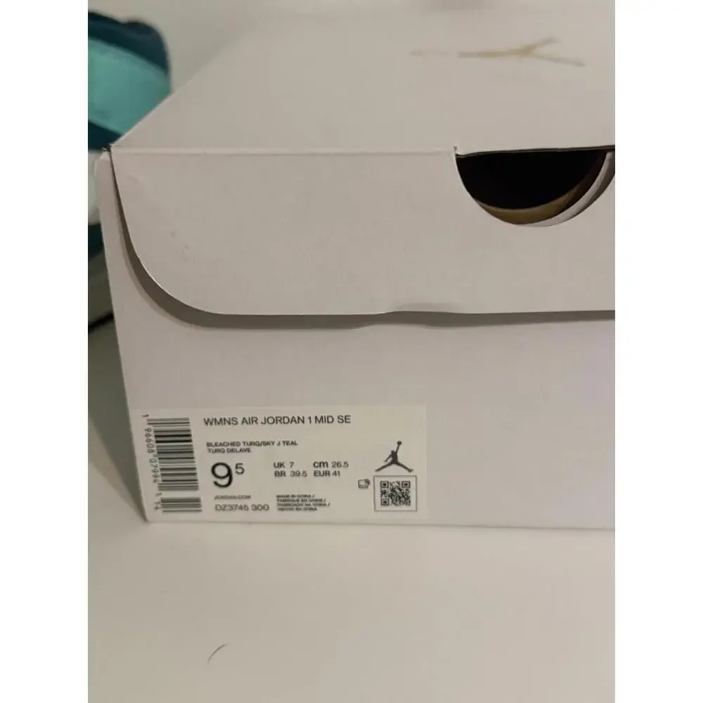 Jordan 1 Mid SE Chenille Bleached Turquoise Teal Aqua Womens 9.5 NWT Box - Picture 11 of 12